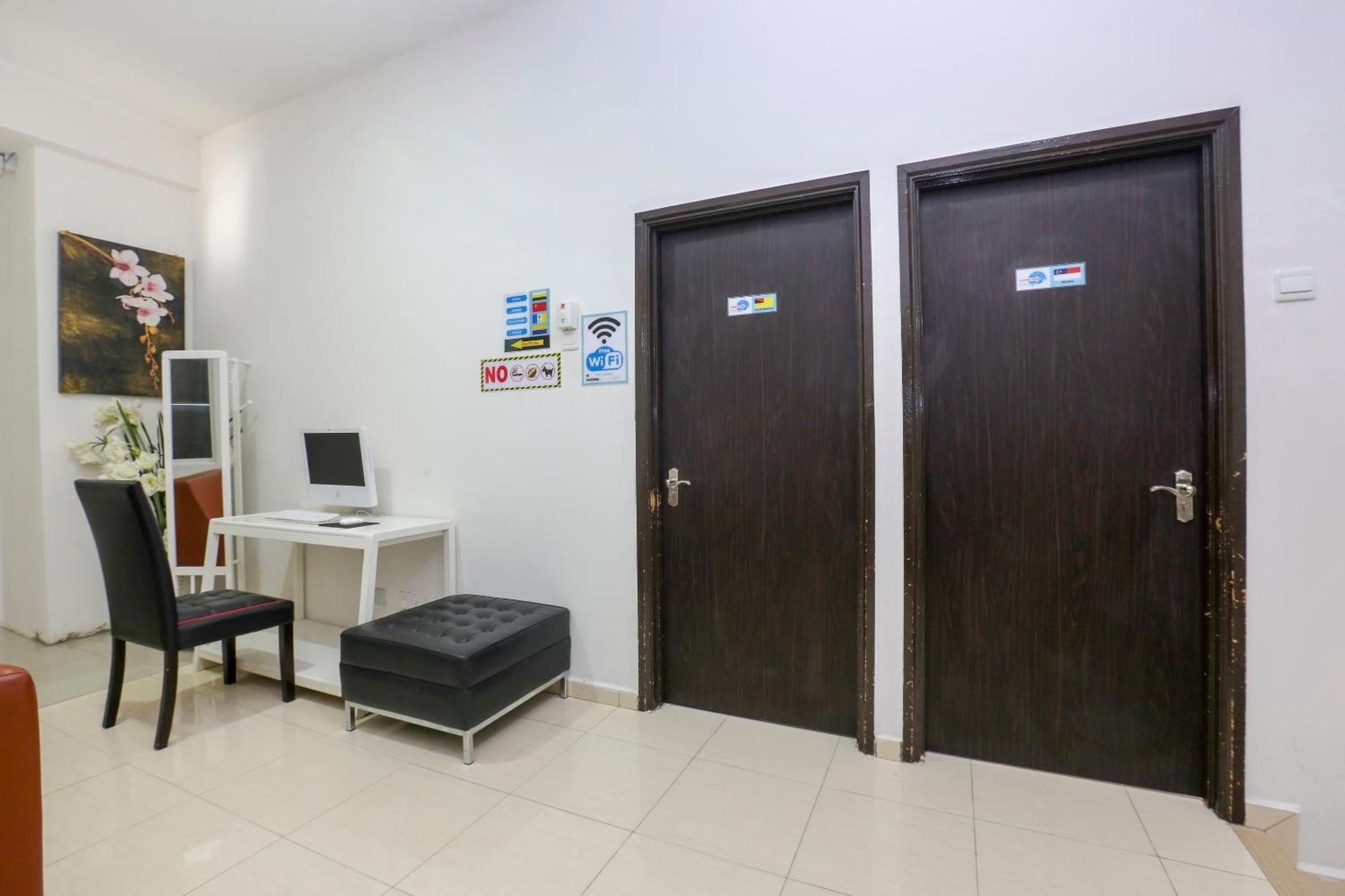 Oyo 90132 Come Inn Premium Куала-Тренгану Екстер'єр фото